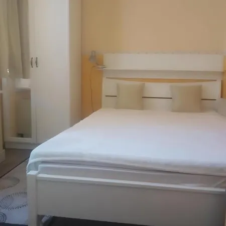 Marina Apartman